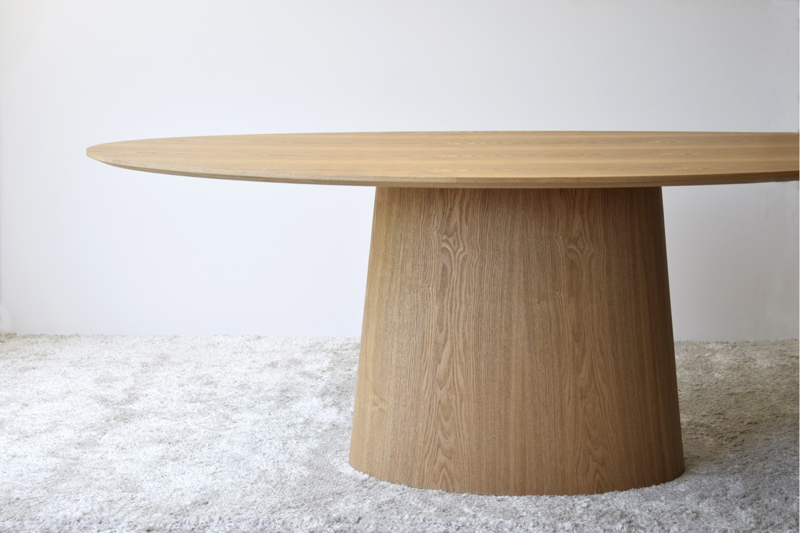 MESA DE COMEDOR OVALADA CHAPA DE FRESNO NATURAL - Imagen 4